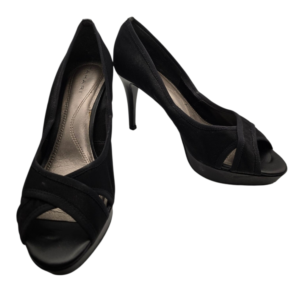 Elie Tahari Black Heels Elegant Design Versatile Style